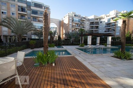 Apartamento à venda com 87m², 2 quartos e 2 vagasÁrea comum - Piscina