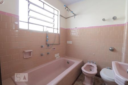 Casa à venda com 150m², 2 quartos e 1 vagaBanheiro da Suite