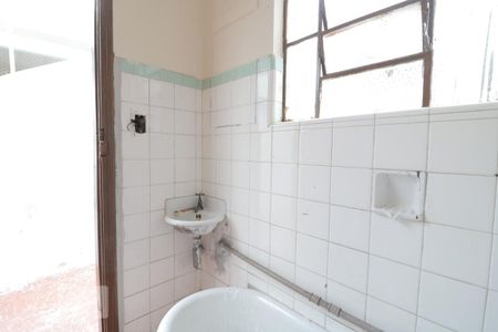 Casa à venda com 150m², 2 quartos e 1 vagaBanheiro de Serviço