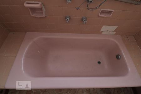 Casa à venda com 150m², 2 quartos e 1 vagaBanheiro da Suite - banheira