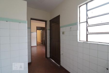 Casa à venda com 150m², 2 quartos e 1 vagaArea de serviço