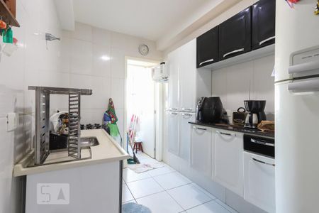 Apartamento à venda com 52m², 2 quartos e 1 vaga Apartamento à venda com 52m², 2 quartos e 1 vagaCozinha