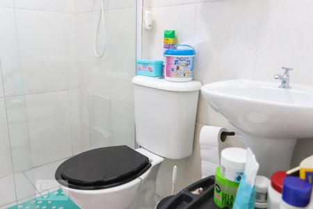 Apartamento à venda com 52m², 2 quartos e 1 vaga Apartamento à venda com 52m², 2 quartos e 1 vagaBanheiro