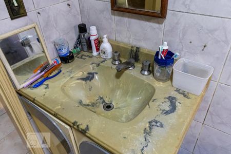 Casa à venda com 188m², 3 quartos e 3 vagasQuarto 3 - Suíte/ Banheiro