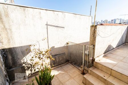 Casa à venda com 188m², 3 quartos e 3 vagasFundos