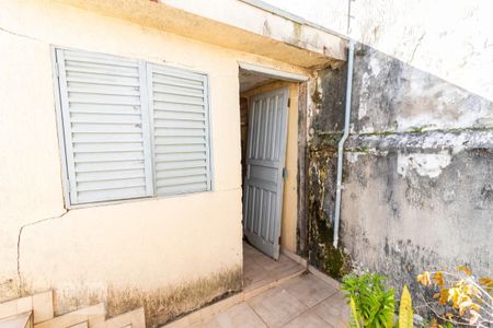 Casa à venda com 188m², 3 quartos e 3 vagasFundos