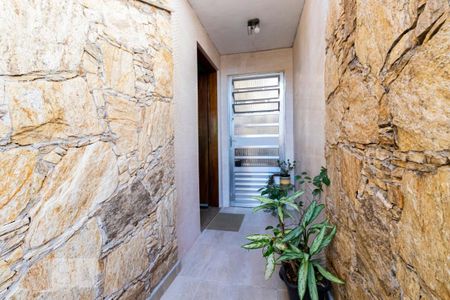 Casa à venda com 188m², 3 quartos e 3 vagasEntrada