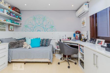 Casa à venda com 300m², 3 quartos e 2 vagas Casa à venda com 300m², 3 quartos e 2 vagasQuarto 2