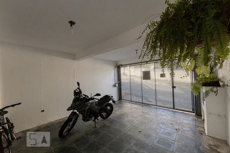 Casa à venda com 104m², 3 quartos e 2 vagas Casa à venda com 104m², 3 quartos e 2 vagasGaragem