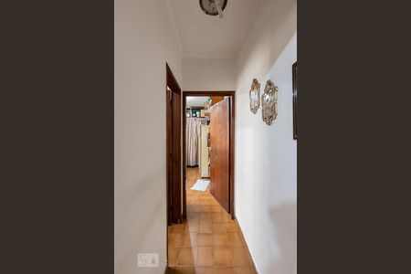 Casa à venda com 104m², 3 quartos e 2 vagas Casa à venda com 104m², 3 quartos e 2 vagasCorredor
