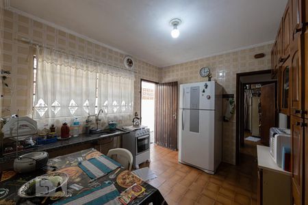 Casa à venda com 104m², 3 quartos e 2 vagas Casa à venda com 104m², 3 quartos e 2 vagasCozinha