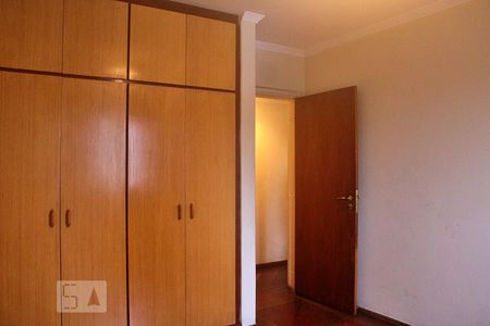 Apartamento à venda com 276m², 4 quartos e 3 vagasQuarto 3