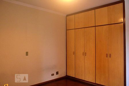Apartamento à venda com 276m², 4 quartos e 3 vagasQuarto 3