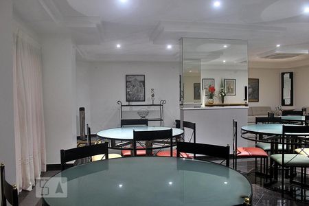 Apartamento à venda com 276m², 4 quartos e 3 vagasÁrea Comum - Salão de Festas