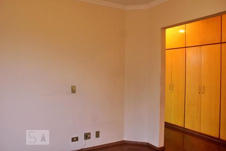Apartamento à venda com 276m², 4 quartos e 3 vagasQuarto Suíte