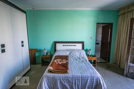 Casa à venda com 775m², 4 quartos e 3 vagas Casa à venda com 775m², 4 quartos e 3 vagasSuíte 1