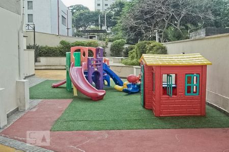 Apartamento à venda com 128m², 3 quartos e 2 vagasÁrea Comum - Playground