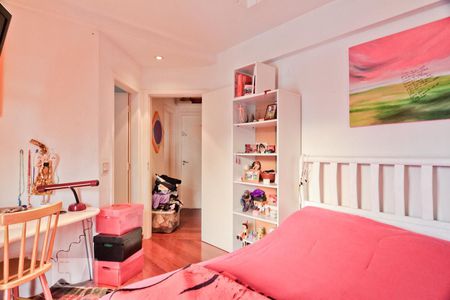 Apartamento à venda com 128m², 3 quartos e 2 vagasSuíte