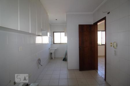 Apartamento à venda com 106m², 2 quartos e 1 vagaCozinha