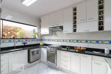 Casa à venda com 190m², 4 quartos e 3 vagasCozinha