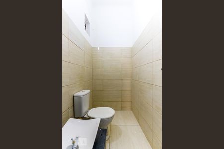 Casa à venda com 250m², 3 quartos e 1 vaga Casa à venda com 250m², 3 quartos e 1 vagaLavabo