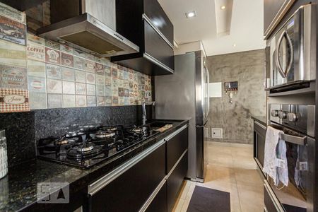 Apartamento à venda com 116m², 2 quartos e 2 vagas Apartamento à venda com 116m², 2 quartos e 2 vagasCozinha