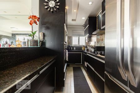 Apartamento à venda com 116m², 2 quartos e 2 vagas Apartamento à venda com 116m², 2 quartos e 2 vagasCozinha