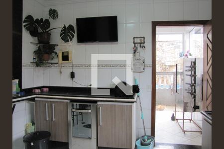 Casa à venda com 413m², 5 quartos e 6 vagasCozinha