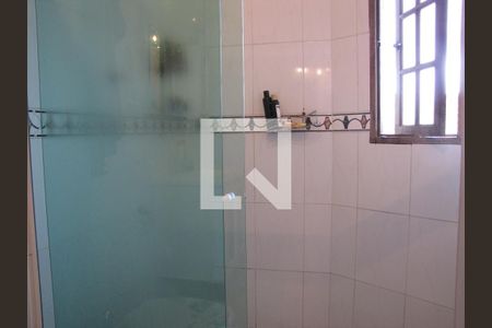 Casa à venda com 413m², 5 quartos e 6 vagasBanheiro Corredor