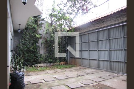 Casa à venda com 413m², 5 quartos e 6 vagasGaragem