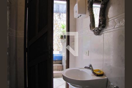 Casa à venda com 413m², 5 quartos e 6 vagasBanheiro Piscina