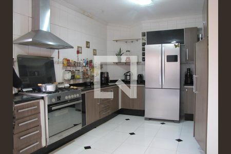 Casa à venda com 413m², 5 quartos e 6 vagasCozinha