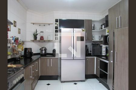 Casa à venda com 413m², 5 quartos e 6 vagasCozinha