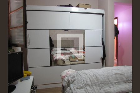 Casa à venda com 413m², 5 quartos e 6 vagasSuíte 2