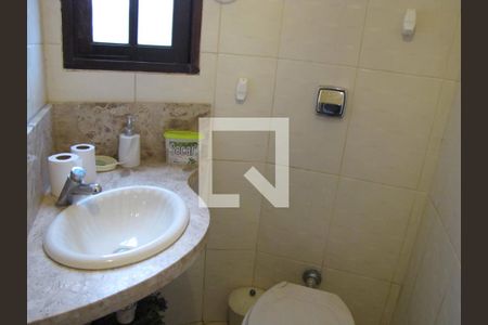 Casa à venda com 413m², 5 quartos e 6 vagasLavabo