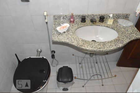 Apartamento à venda com 192m², 4 quartos e 2 vagasBanheiro Social