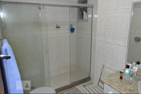 Apartamento à venda com 192m², 4 quartos e 2 vagasBanheiro da Suíte 1