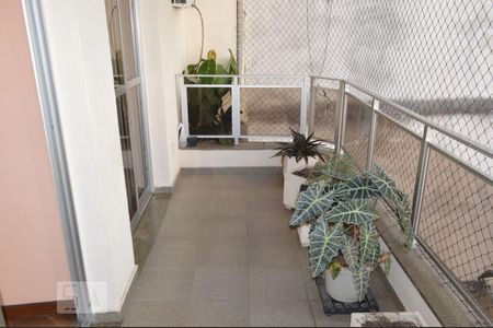 Apartamento à venda com 192m², 4 quartos e 2 vagasVaranda do Quarto 2 e Suíte 2