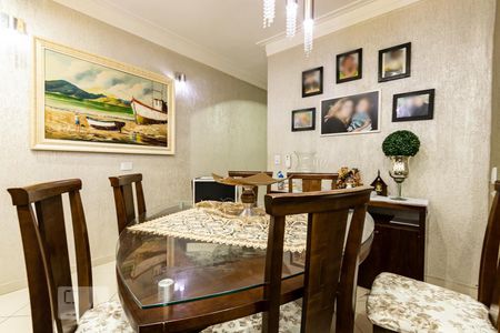 Casa à venda com 136m², 3 quartos e 2 vagas Casa à venda com 136m², 3 quartos e 2 vagasCopa