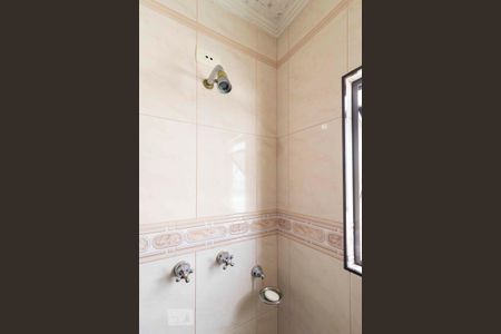 Casa à venda com 253m², 3 quartos e 3 vagas Casa à venda com 253m², 3 quartos e 3 vagasBanheiro
