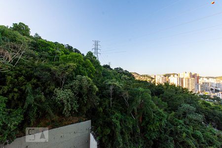 Vista da Sala de apartamento para alugar com 2 quartos, 96m² em Ingá, Niterói