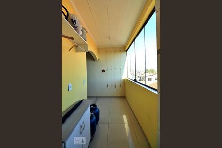 Casa à venda com 302m², 3 quartos e 2 vagasÁrea de Serviço