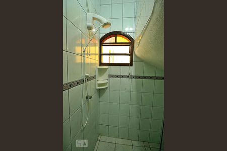 Casa à venda com 302m², 3 quartos e 2 vagasBanheiro Social