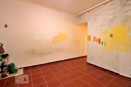 Casa à venda com 302m², 3 quartos e 2 vagasCasa Fundos - Sala