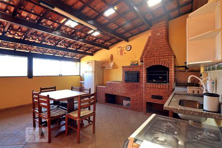 Casa à venda com 302m², 3 quartos e 2 vagasTerraço