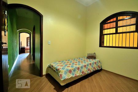 Casa à venda com 302m², 3 quartos e 2 vagasQuarto 3