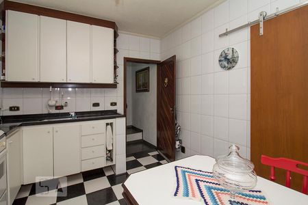 Casa à venda com 285m², 7 quartos e 3 vagasPiso 3 - Cozinha 