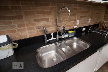 Casa à venda com 285m², 7 quartos e 3 vagasPiso Térreo - Cozinha