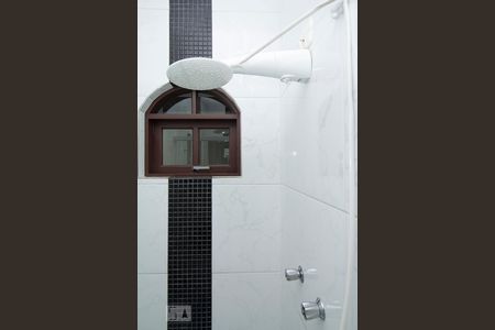 Casa à venda com 285m², 7 quartos e 3 vagasPiso Térreo - Banheiro