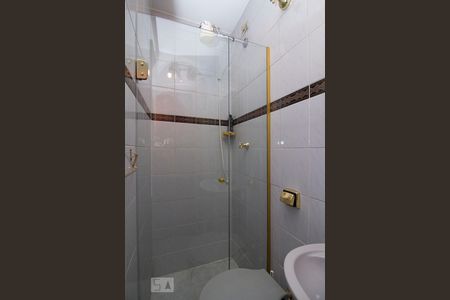 Casa à venda com 285m², 7 quartos e 3 vagasPiso 2 - Banheiro da Suíte 1